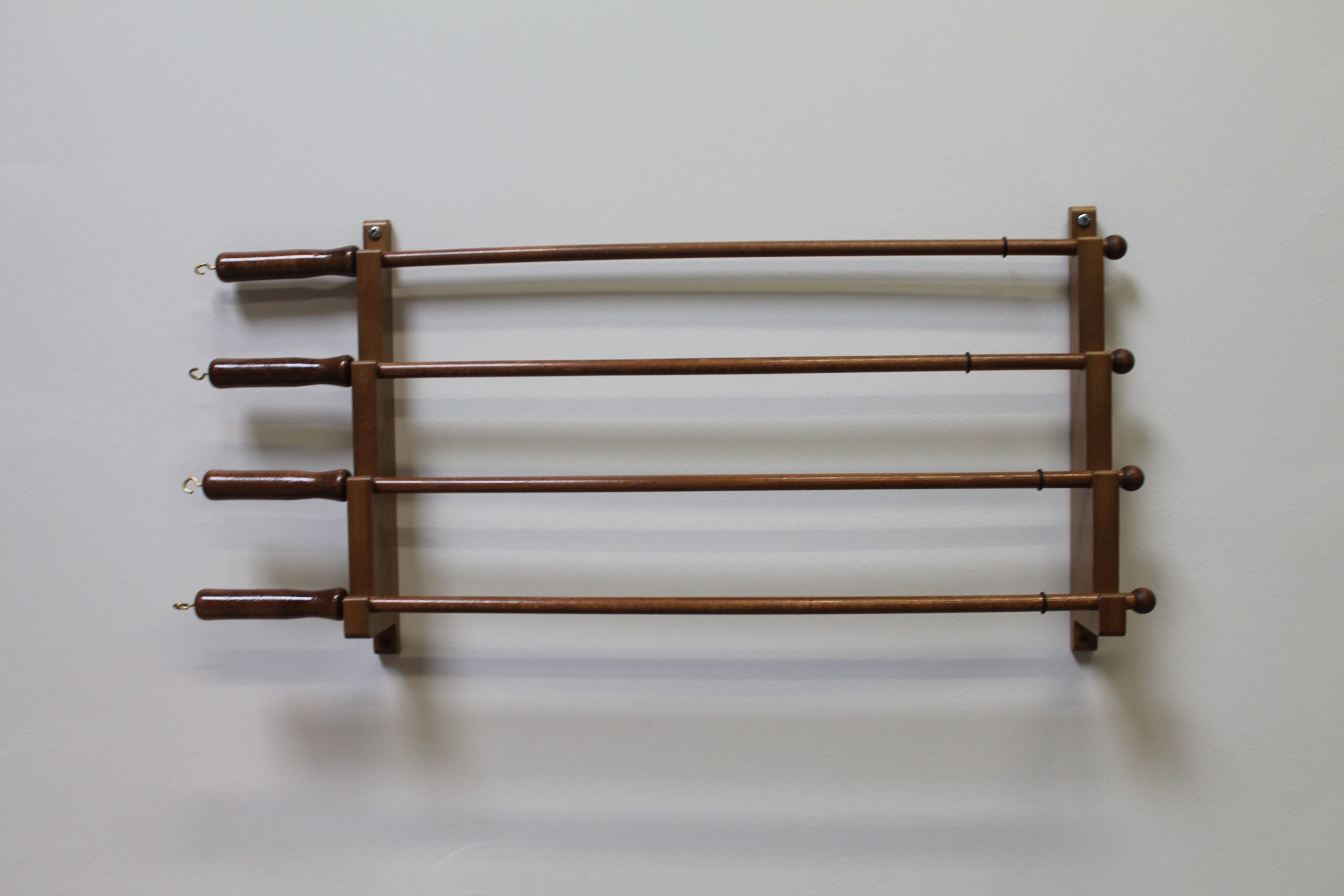 Support pour porte journaux avec 4 porte-journaux